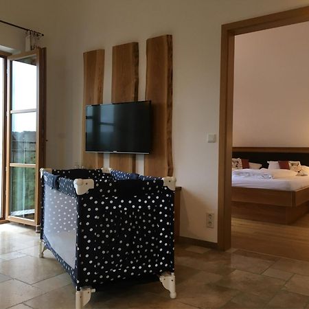 Landhof Sedlmair Apartment Gilching Ngoại thất bức ảnh
